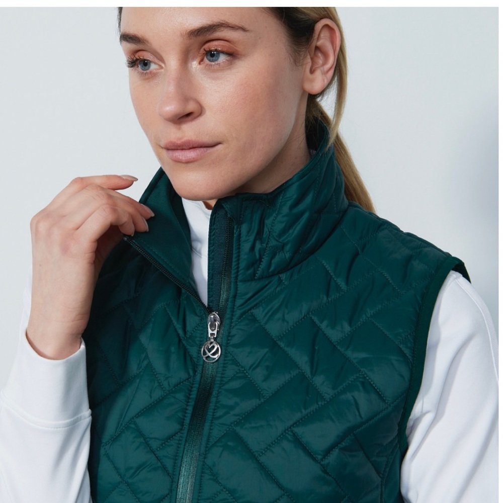 ๐ Daily Sports DS Bonnie Nori Green Padded Vest - Picture 14 of 17